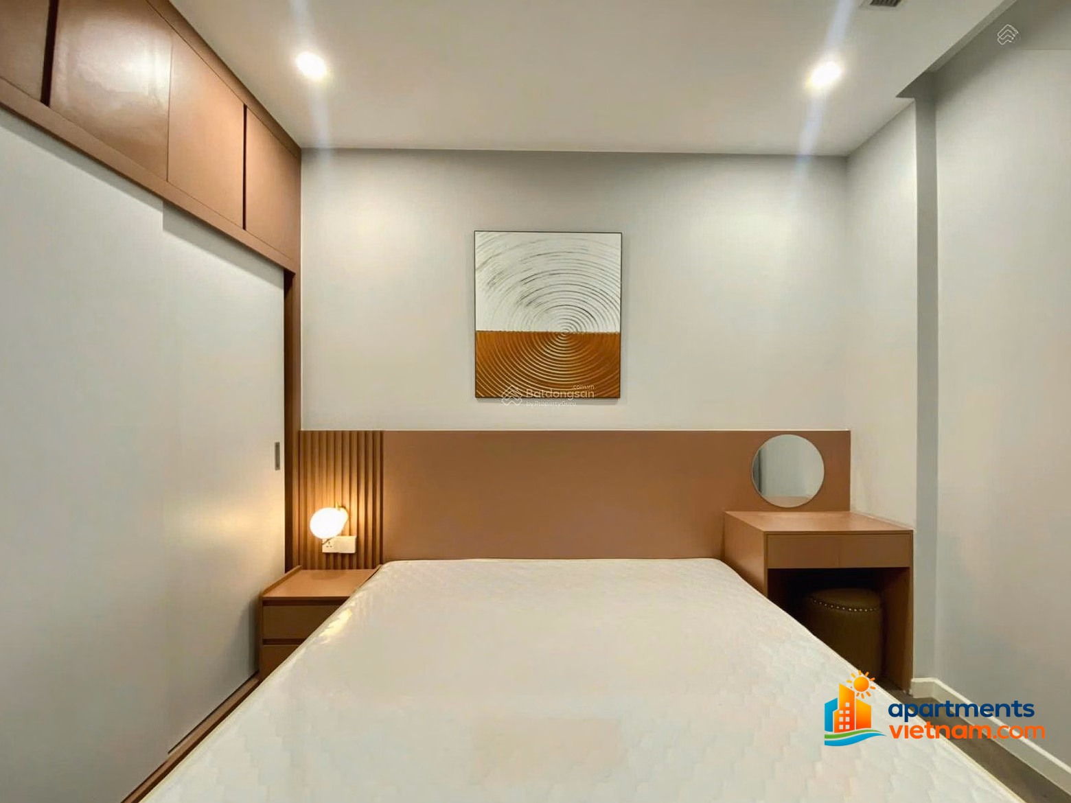Mipec Rubik 360 apartment for rent, basic or fully furnished, fully furnished