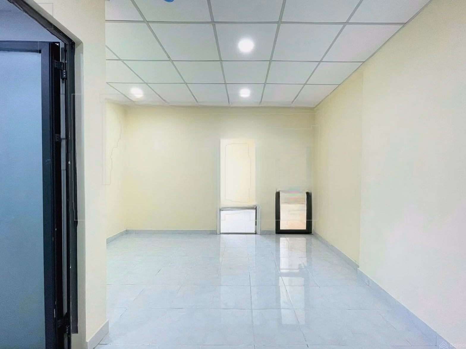 D'Gold apartment for sale - Area 36m2. Includes 1 bedroom - 1 bathroom. The middle floor is airy. Stay now. Sign the Sales Contract with the Investor