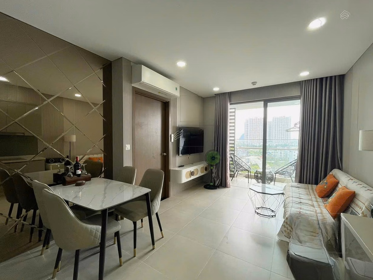 River Panorama District 7 for rent - 2 bedrooms, 2 bathrooms - Fully furnished, new and unused - Get house immediately
