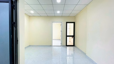 1 billion to own an apartment near the airport, living is more convenient than renting***