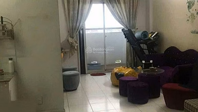 1 billion to own an apartment near the airport, living is more convenient than renting***