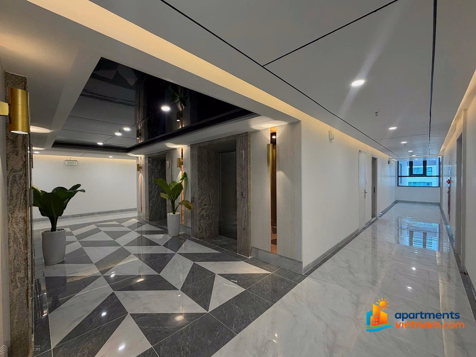 Kieu Trinh - 3504-URGENT SALE NEGOTIABLE PRICE-VIP APARTMENT SEEING THE SUNSET AT A RARE PRICE