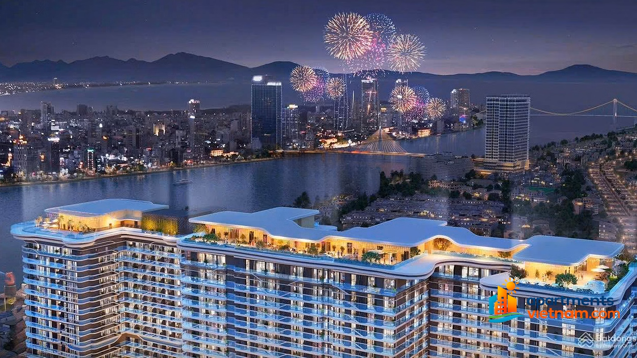 Penthouse The Legend 366.8m2 right in the center with private elevator, different living space