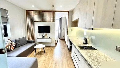 2-bedroom apartment, frontage on Pham Van Dong, tax included, fee 1,920, full furniture, book available at bank 70%