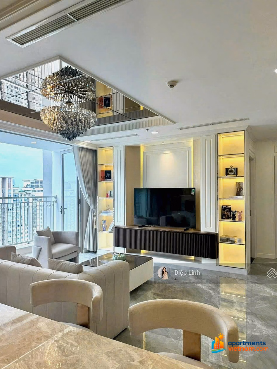 Managing on behalf of the owner of Vinhomes apartments for rent at good prices from only 17 million***