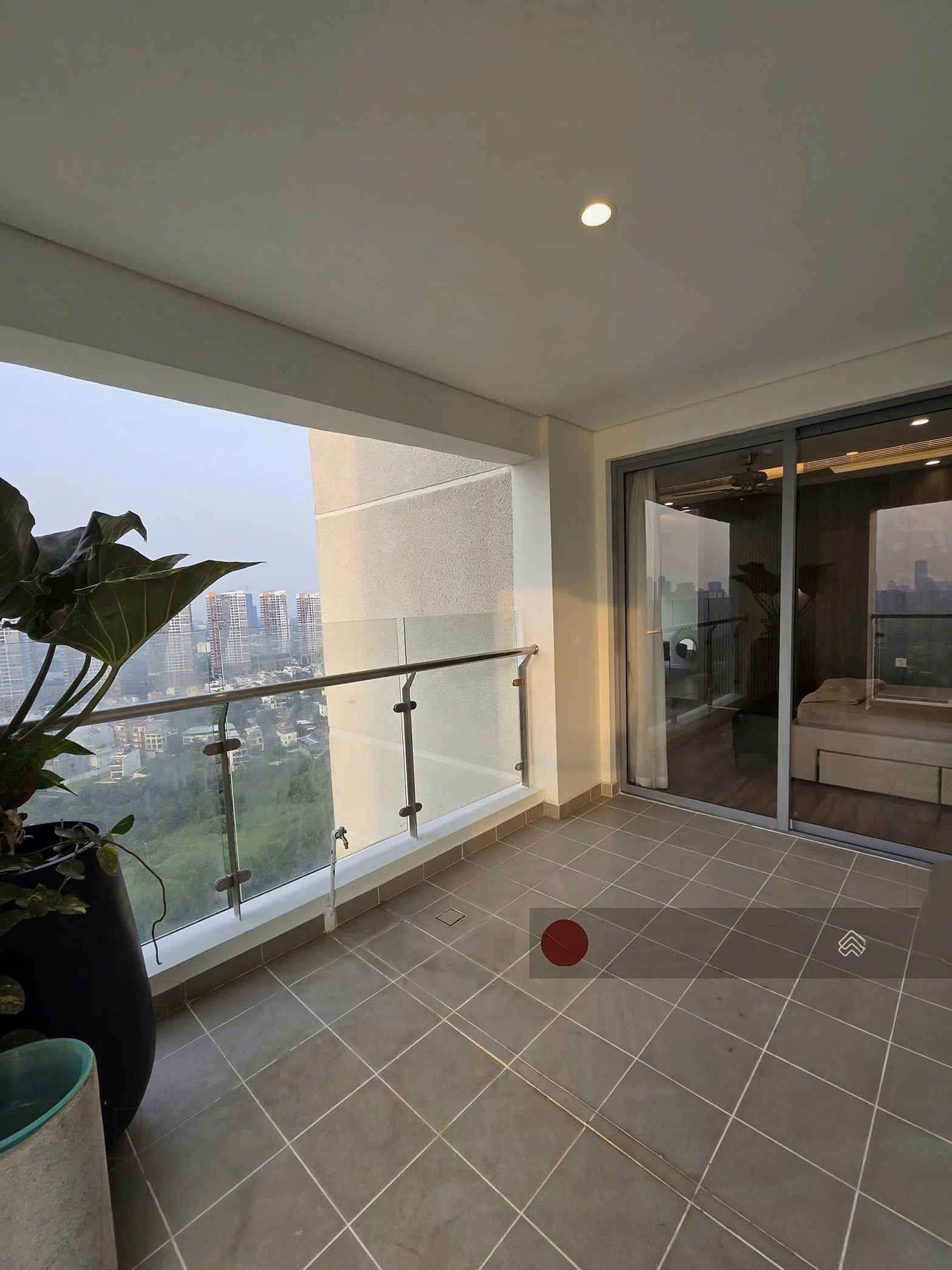 Real pictures (attached) | Sky Villa 4 bedrooms river view | full new | Price 150 million/month