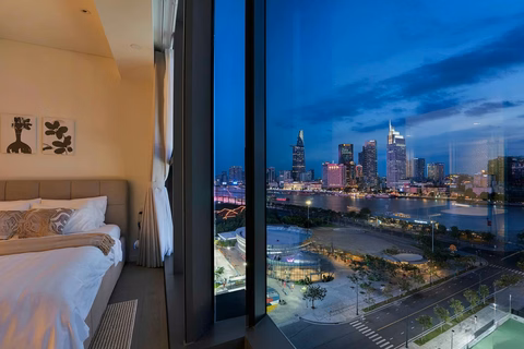 Corner apartment 138m2 - Skyline view District 1 - 3 bedrooms for rent at The Opera Metropole fully furnished