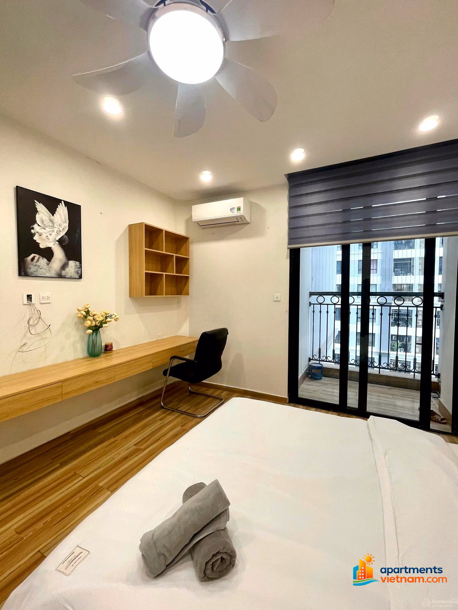 3 bedrooms for rent in Times City 120m2 with car slot to move in