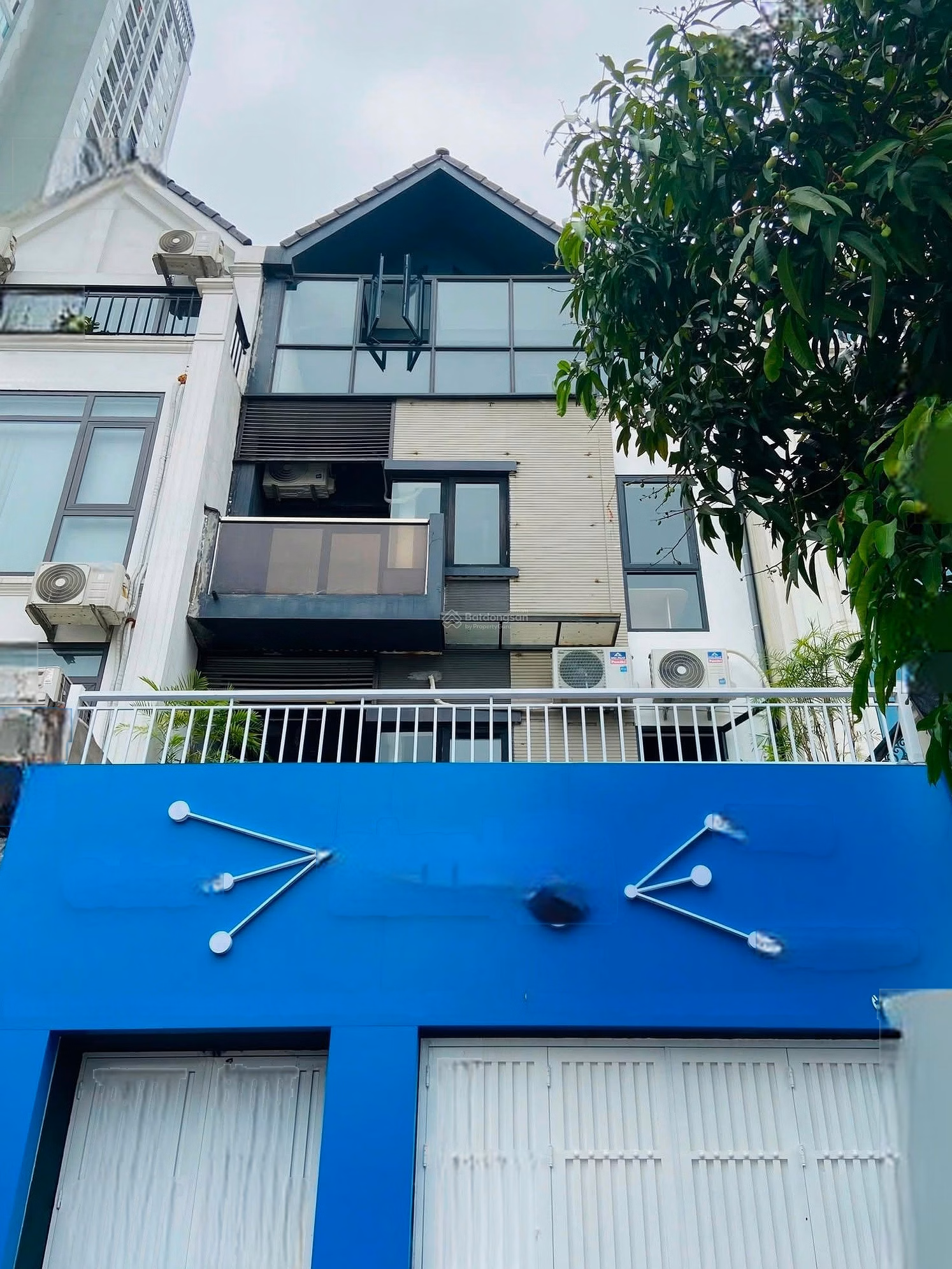 Office building for rent on Nguyen Xuan Nham street, 90m2 x 4T, Cau Giay, price only 50 million/month