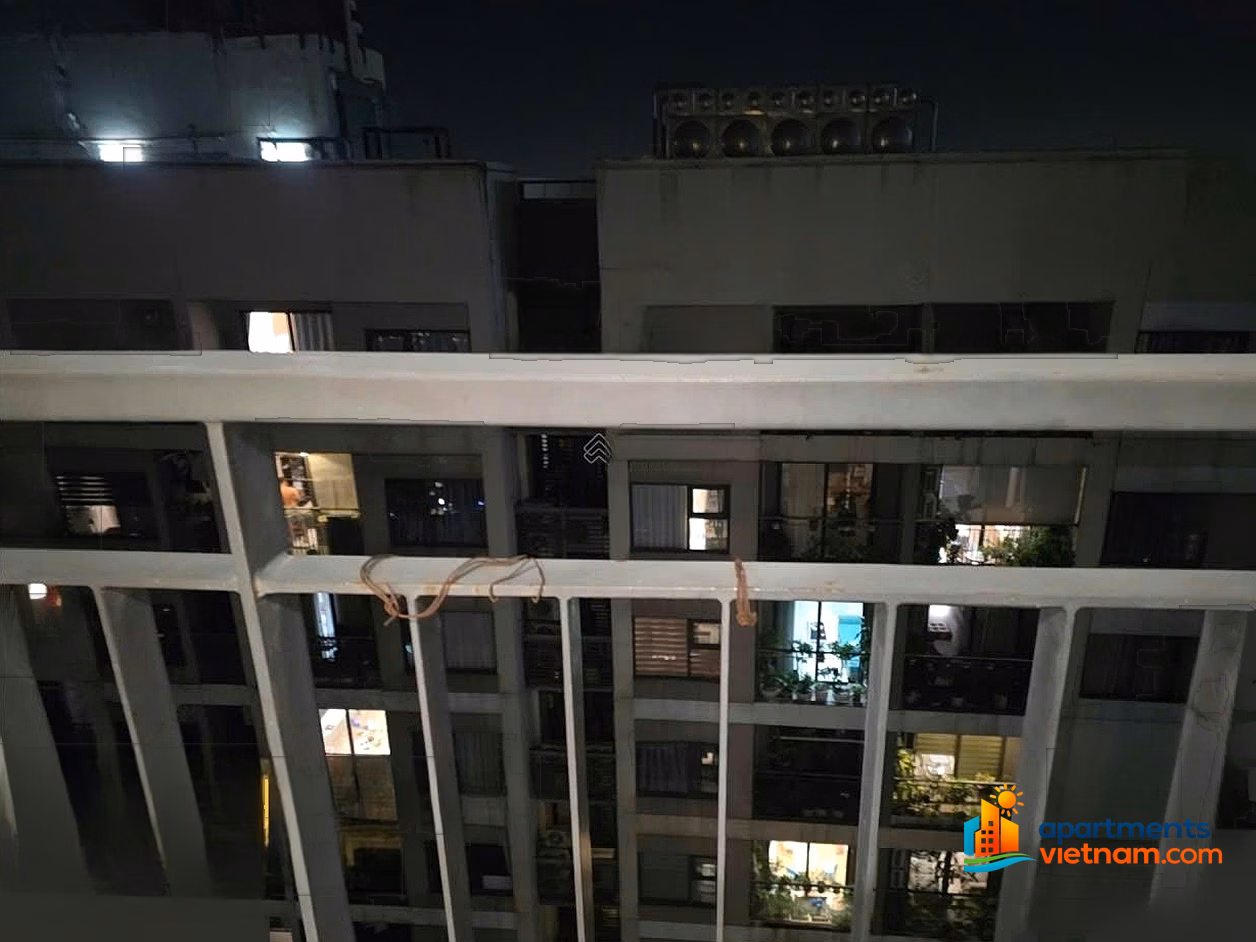 Apartment for rent 3N2VS price 10.5 million with Vinhomes Smart City furniture, I'll get details