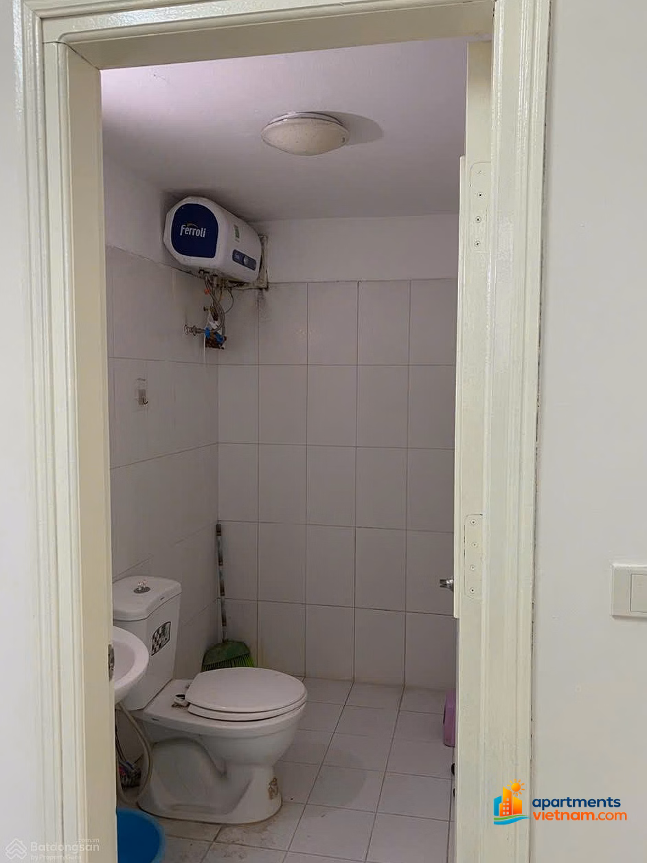 Apartment for rent with 3 bedrooms, 2 bathrooms, 115m2 on Floor 16, An Lac - Phung Khoang, price 12.5 million