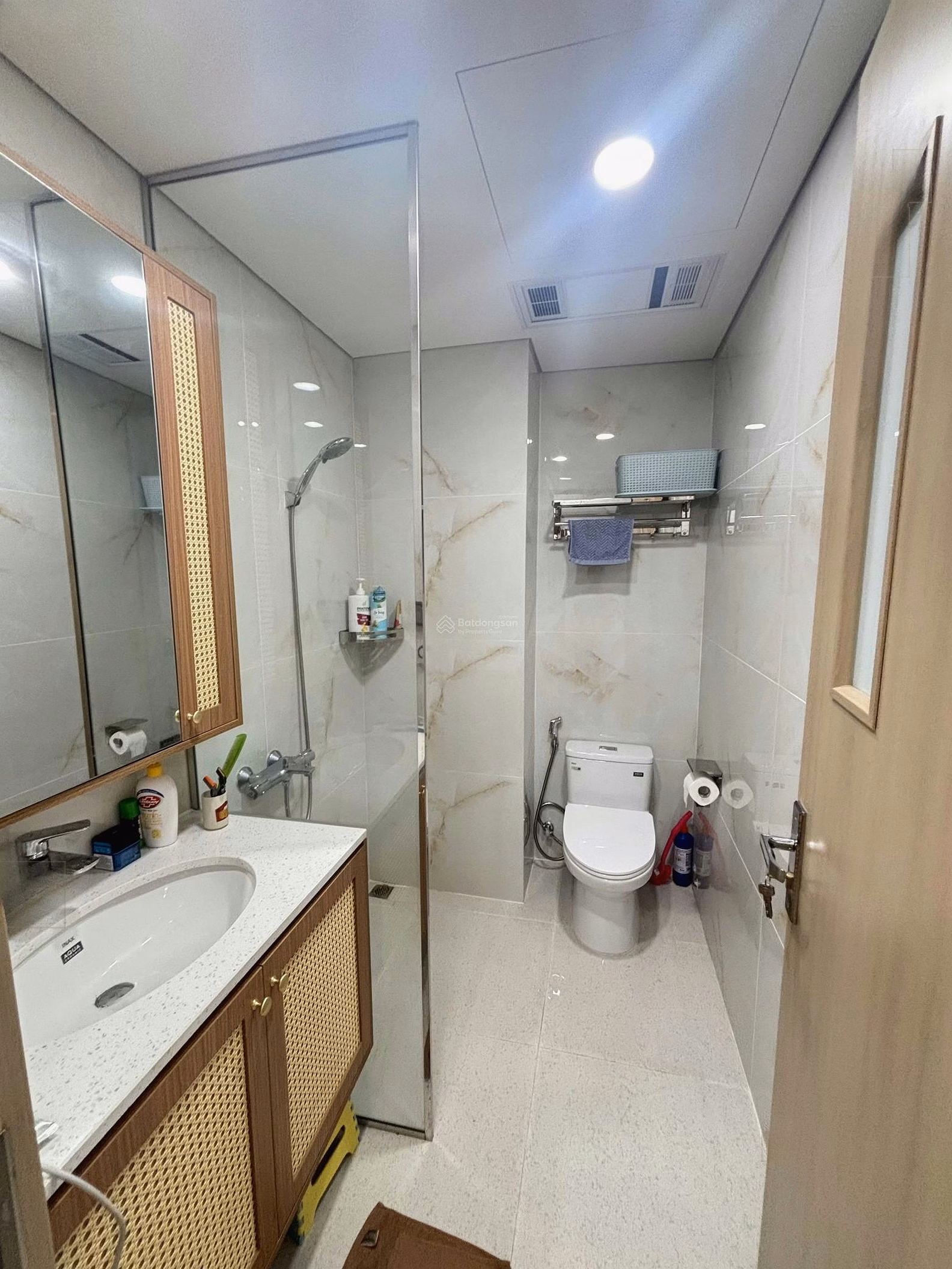 Selling CC Hei Tower, Thanh Xuan, Hanoi, 9 billion VND, 96.1m2, 2 bedrooms, 2 bathrooms