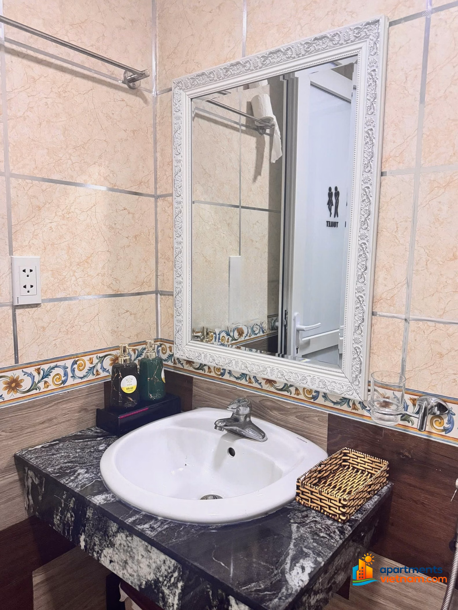 Muong Thanh Vien Trieu apartment for rent 2 bedrooms-2 bathrooms Area: 71m2 Sea view Furniture as pictured