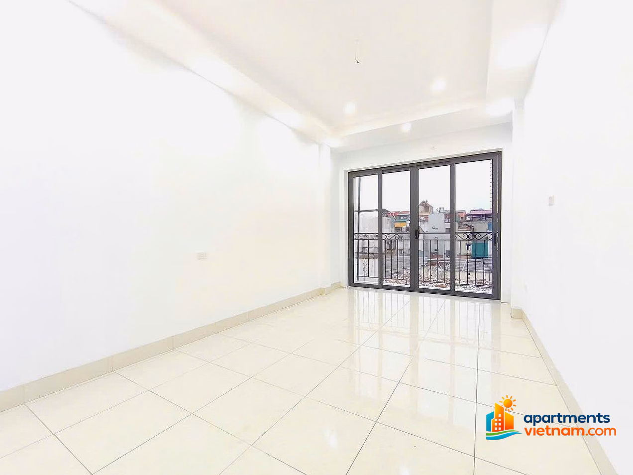 Lo Duc - Cam Hoi house is sold by the owner, without a broker (100 years of planning has been checked)