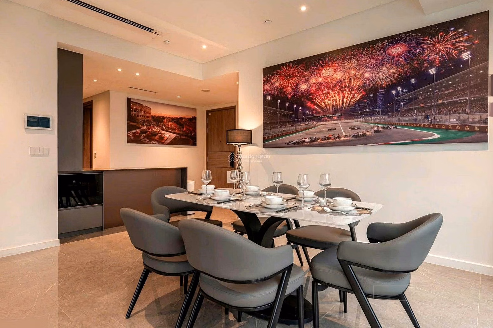 The Opera Residence | Apartment 3 bedrooms 2 bathrooms 137m²; Direct view of the city; Saigon River