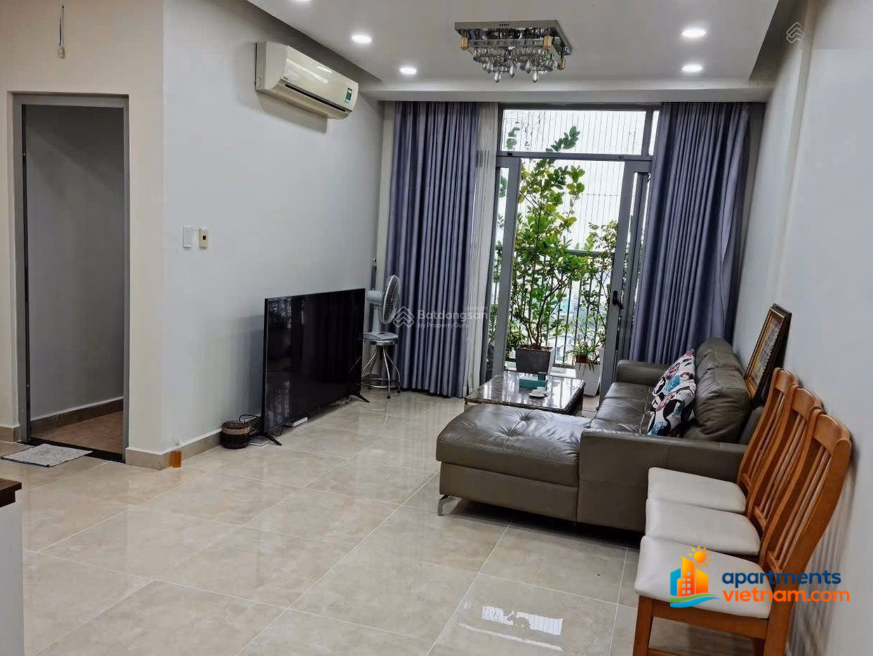 Owner sells luxury apartment CC Luxcity District 7 (corner apartment) 85m2 3 bedrooms 2 bathrooms
