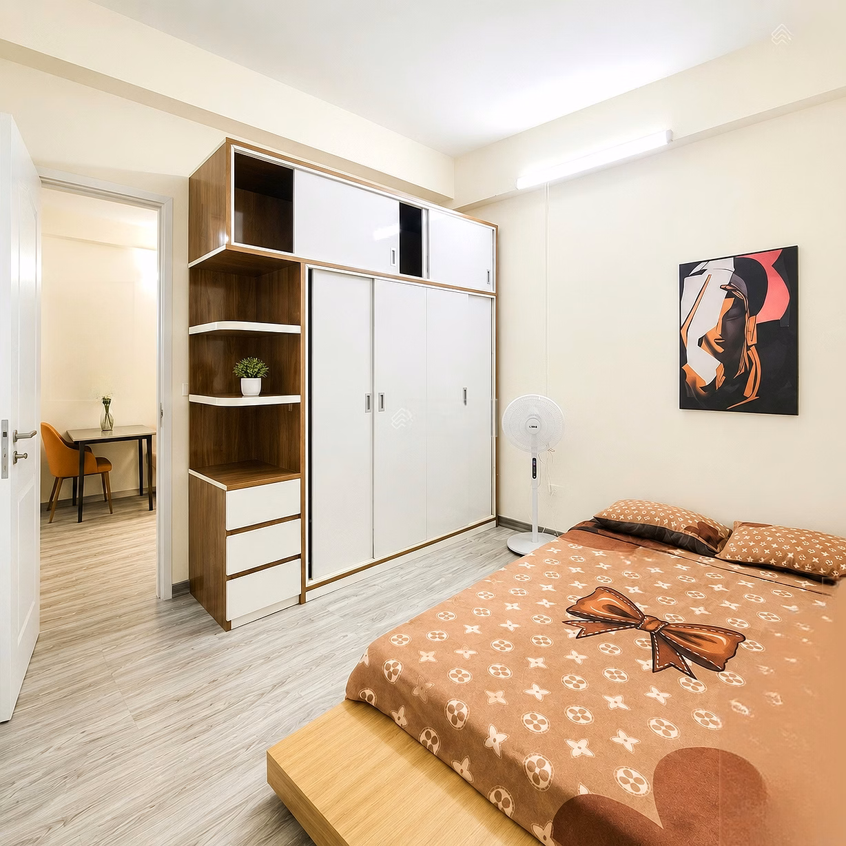 Just under 1.79 billion owns a 1-bedroom apartment with long-term Red Book in Dai Thanh