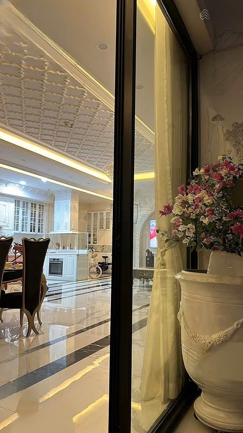 Penthouse HUD Building Nha Trang for sale with super rare sea view