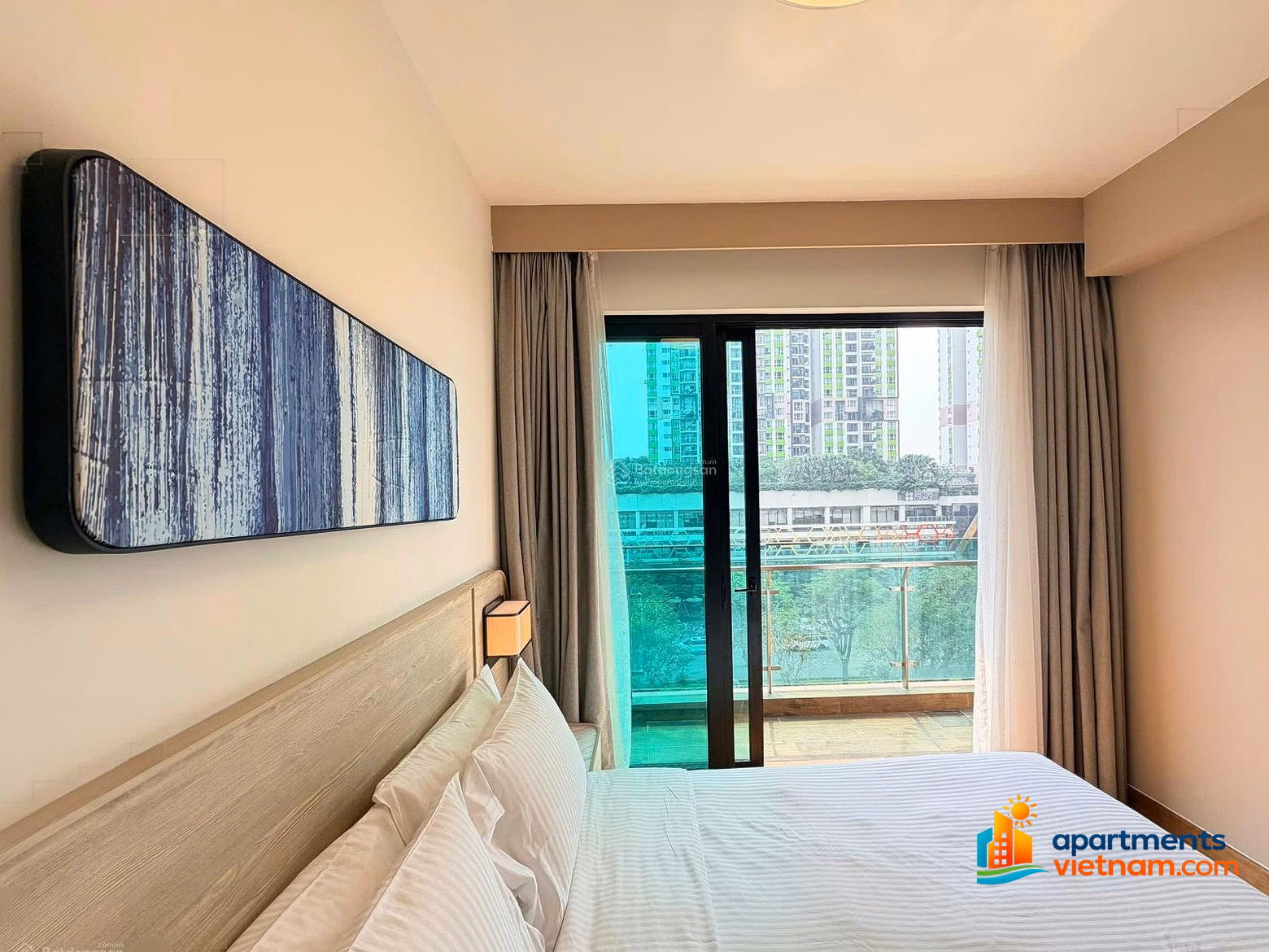 Exclusive right to sell 4 bedroom apartment on garden floor of Dienzo Feliz en Vista Tower, owner is willing to sell, negotiable