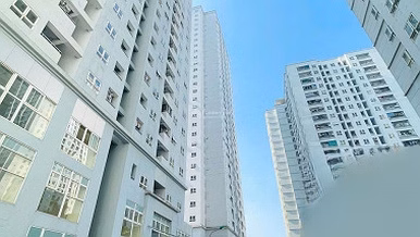 Apartment for sale at 137 Nguyen Ngoc Vu, 80m2, designed with 3 bedrooms, 2 bathrooms***