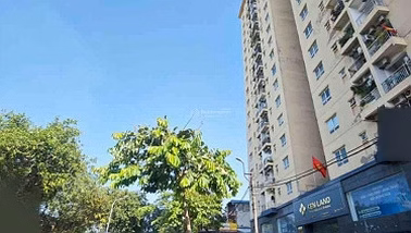 Apartment for sale at 137 Nguyen Ngoc Vu, 80m2, designed with 3 bedrooms, 2 bathrooms***