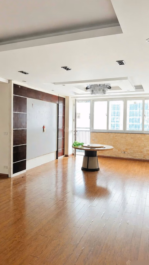 3-bedroom corner apartment for rent, building A1, Nguyen Co Thach, My Dinh, only 15 million/month