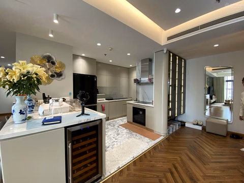 Corner apartment for rent R4.2401 132m² 3 bright bedrooms Full luxury furniture Only 37.5 million/month