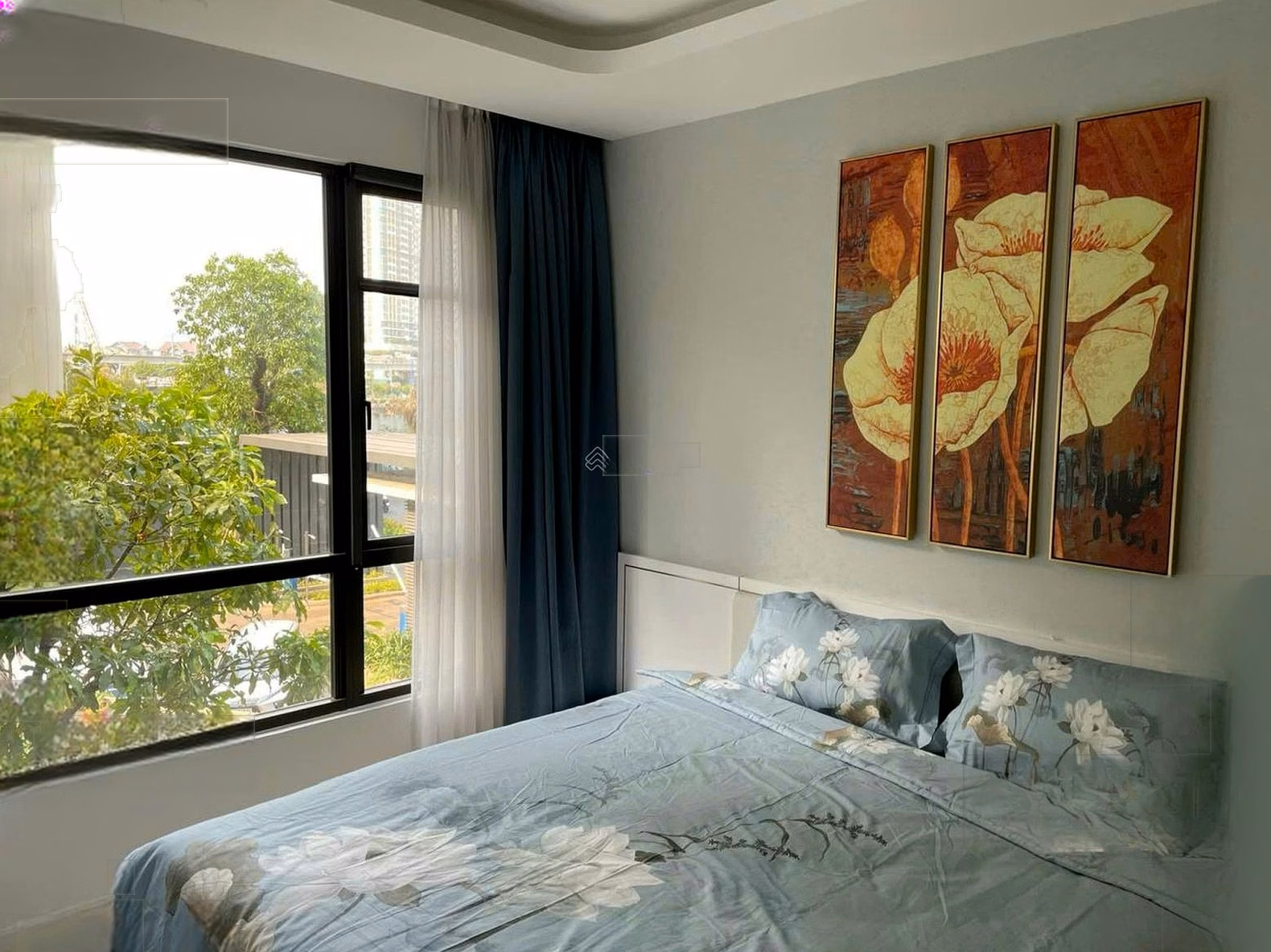 Landlord offers to sell Estella Heights 2 bedroom apartment, price 12.3 billion, contact PKD 0919 869 ***