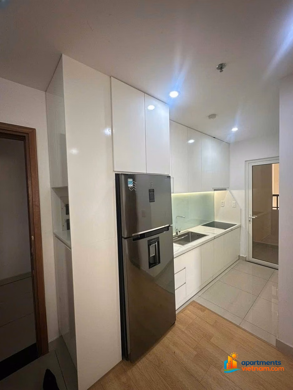 Selling a beautiful 100% new house that has not been rented and has always been clean and beautiful. Keep the key to view the house 24/7