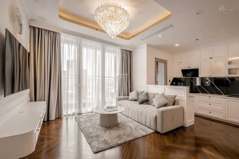 Owner for rent at Vinhomes Nguyen Chi Thanh apartment complex, 86m2, 20th floor, facing Southeast, beautiful countryside.