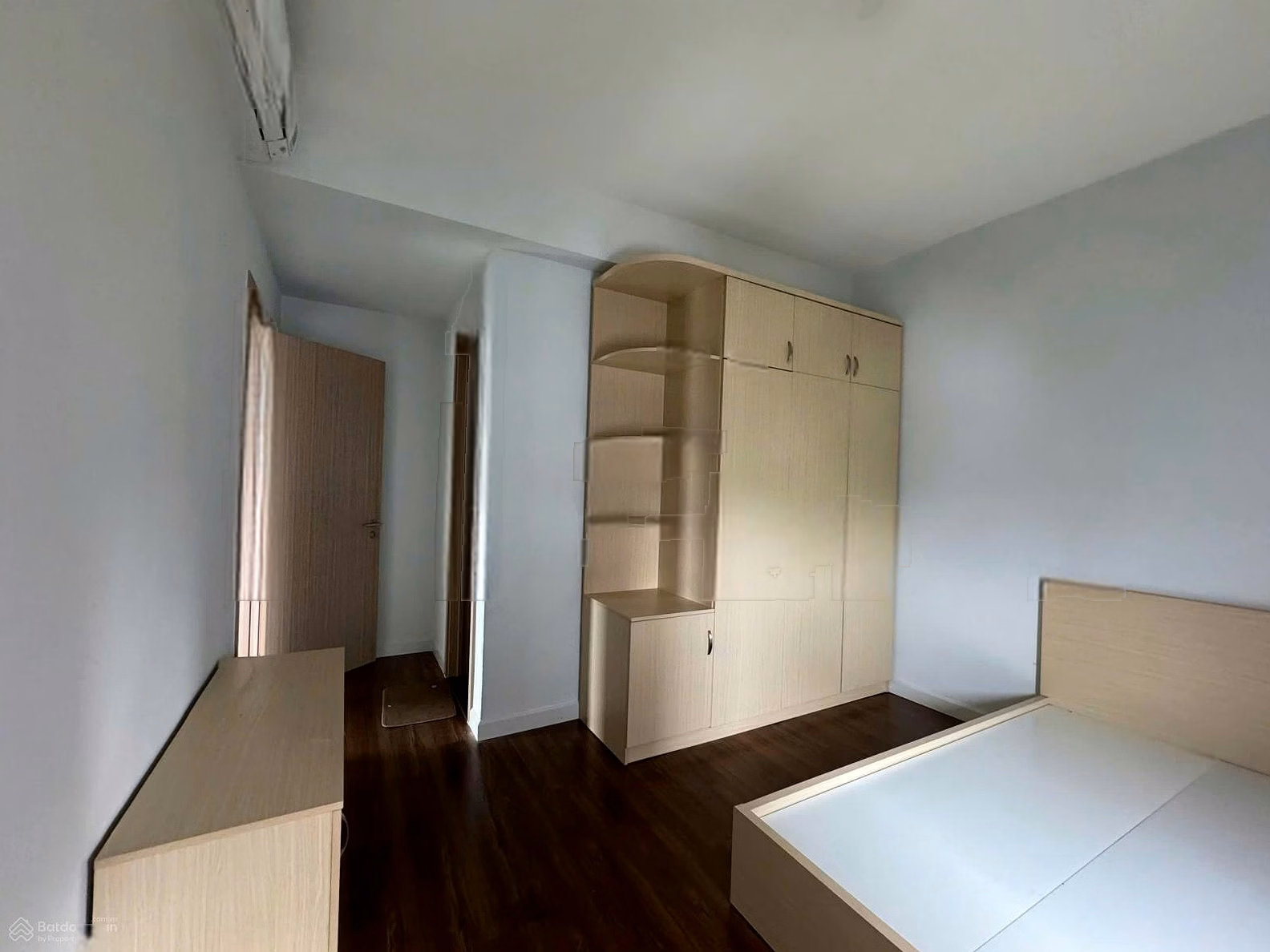 Quick sale corner apartment with 3 bedrooms + 2 bathrooms with pink book ready Lovera Vista - fireworks view with furniture - price 3.65 billion