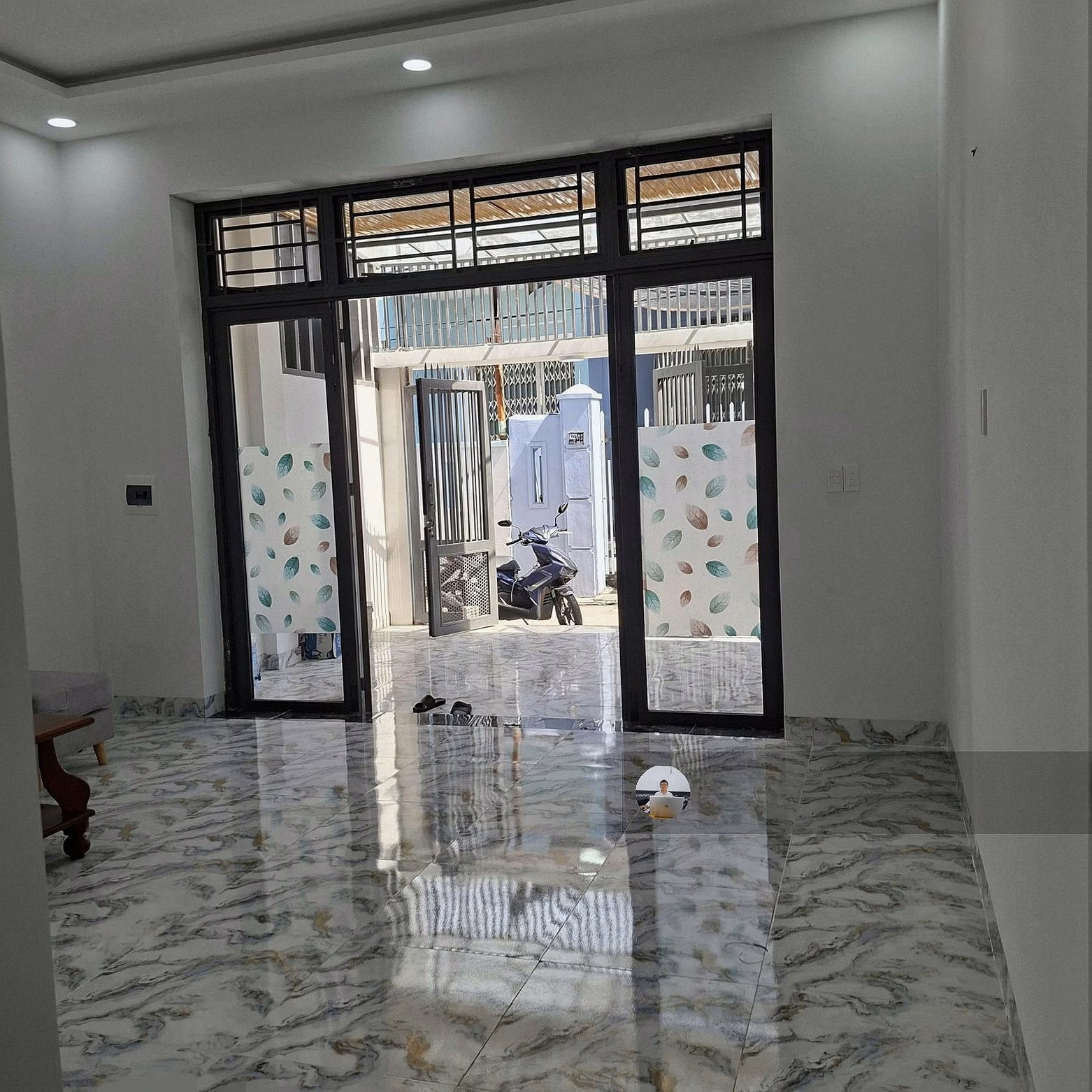 Ton Dan car house for rent - 2 bedrooms - fully furnished - near the bus station