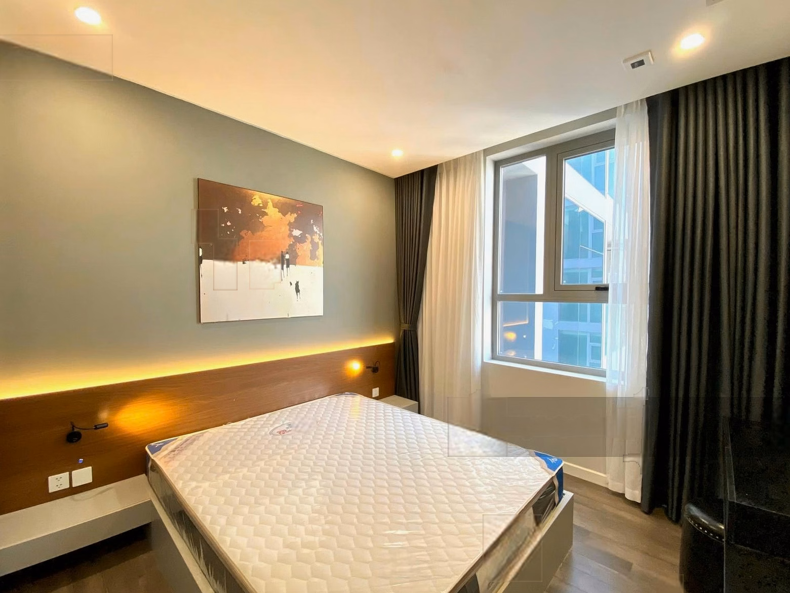 Good price. Many apartments for rent at The Nine, 2 - 3 bedrooms, from 18 million, fully furnished, contact number: O,971,342,965