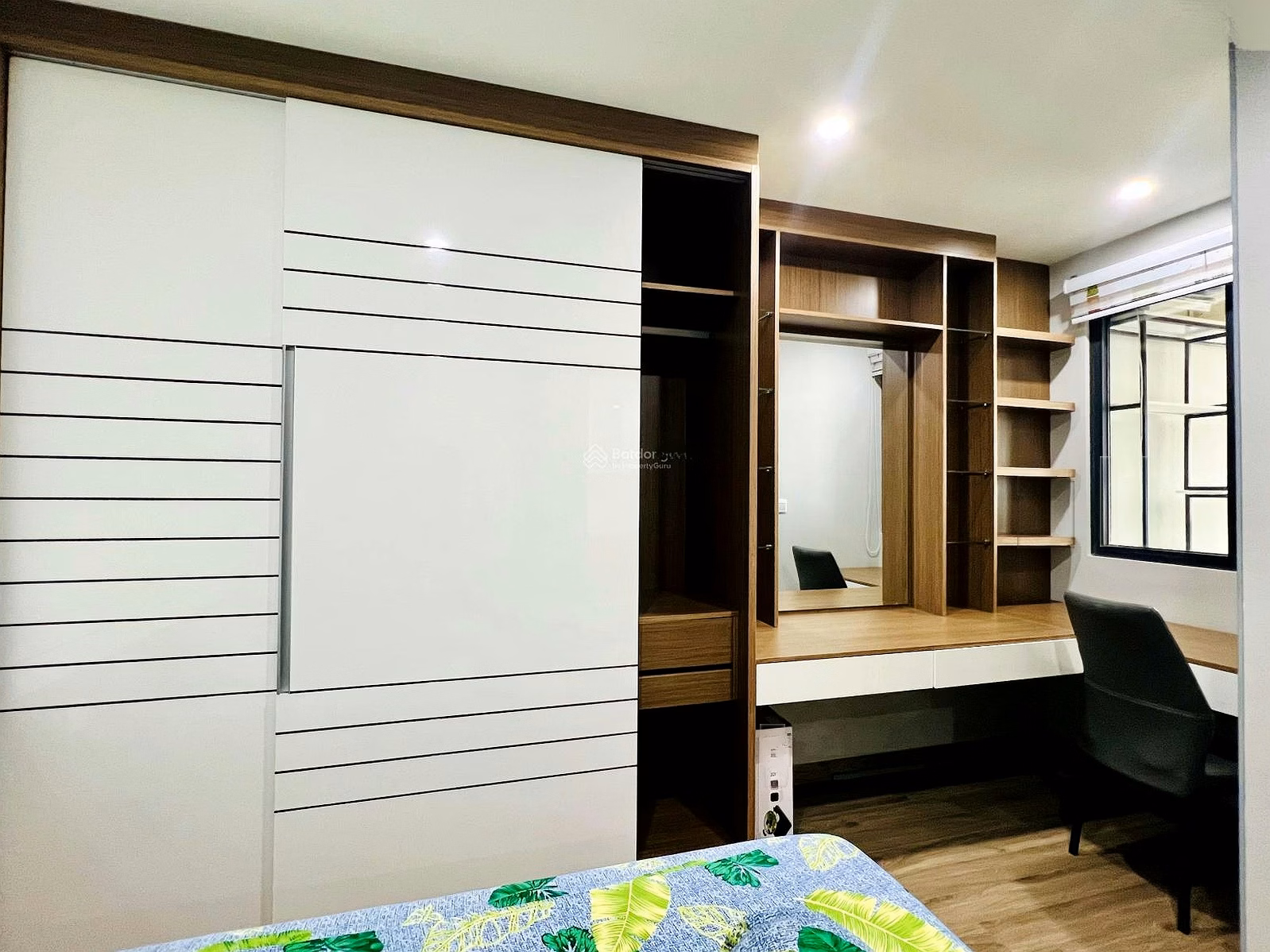 Quick sale of 2 bedroom apartment HUD Building Nha Trang. Long-term ownership, fully furnished