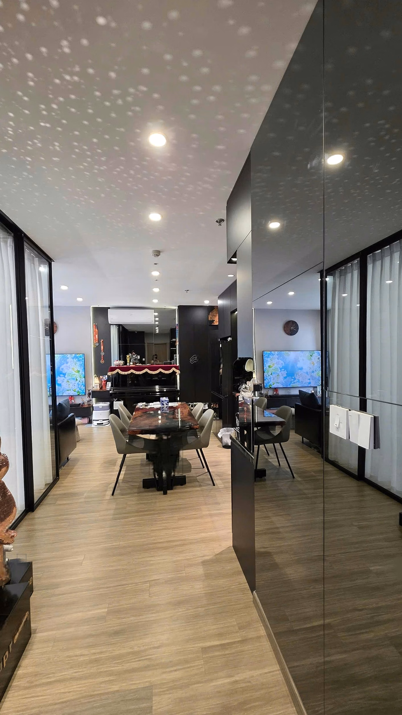 Owner sells corner apartment TC1 2901: 3 bedrooms - 76.8m - TC1 high-class building, Vinhomes Canopy - Smart City