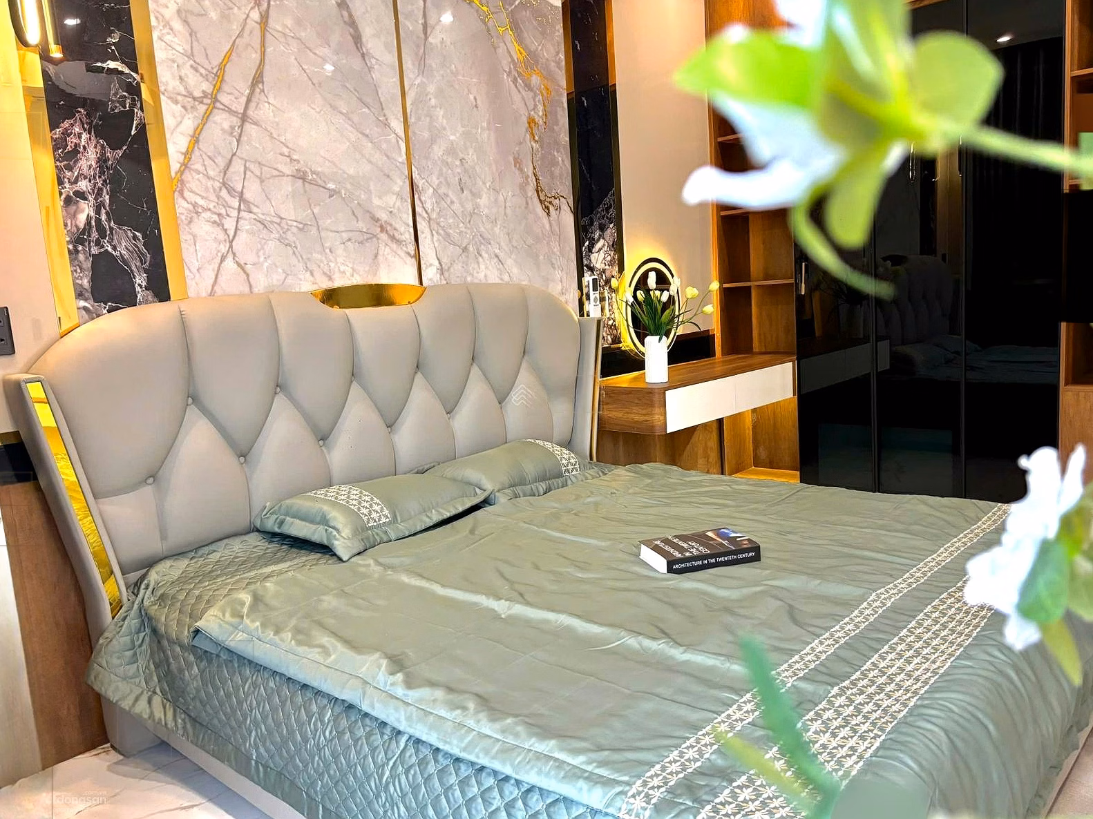 Newly built modern house for sale behind Pham Hung - Hoa Xuan - Beautiful street - At a bargain price
