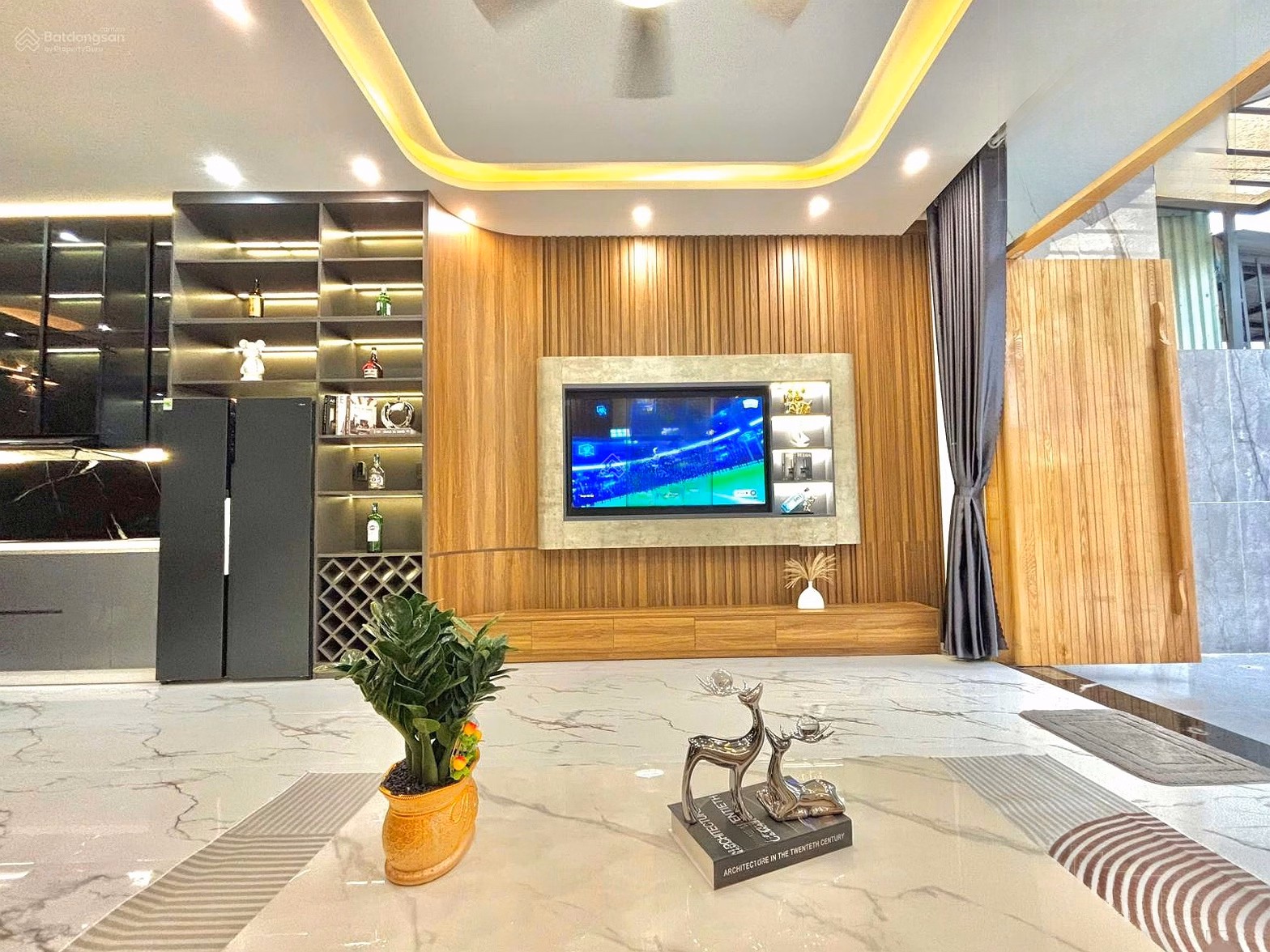 Newly built modern house for sale behind Pham Hung - Hoa Xuan - Beautiful street - At a bargain price