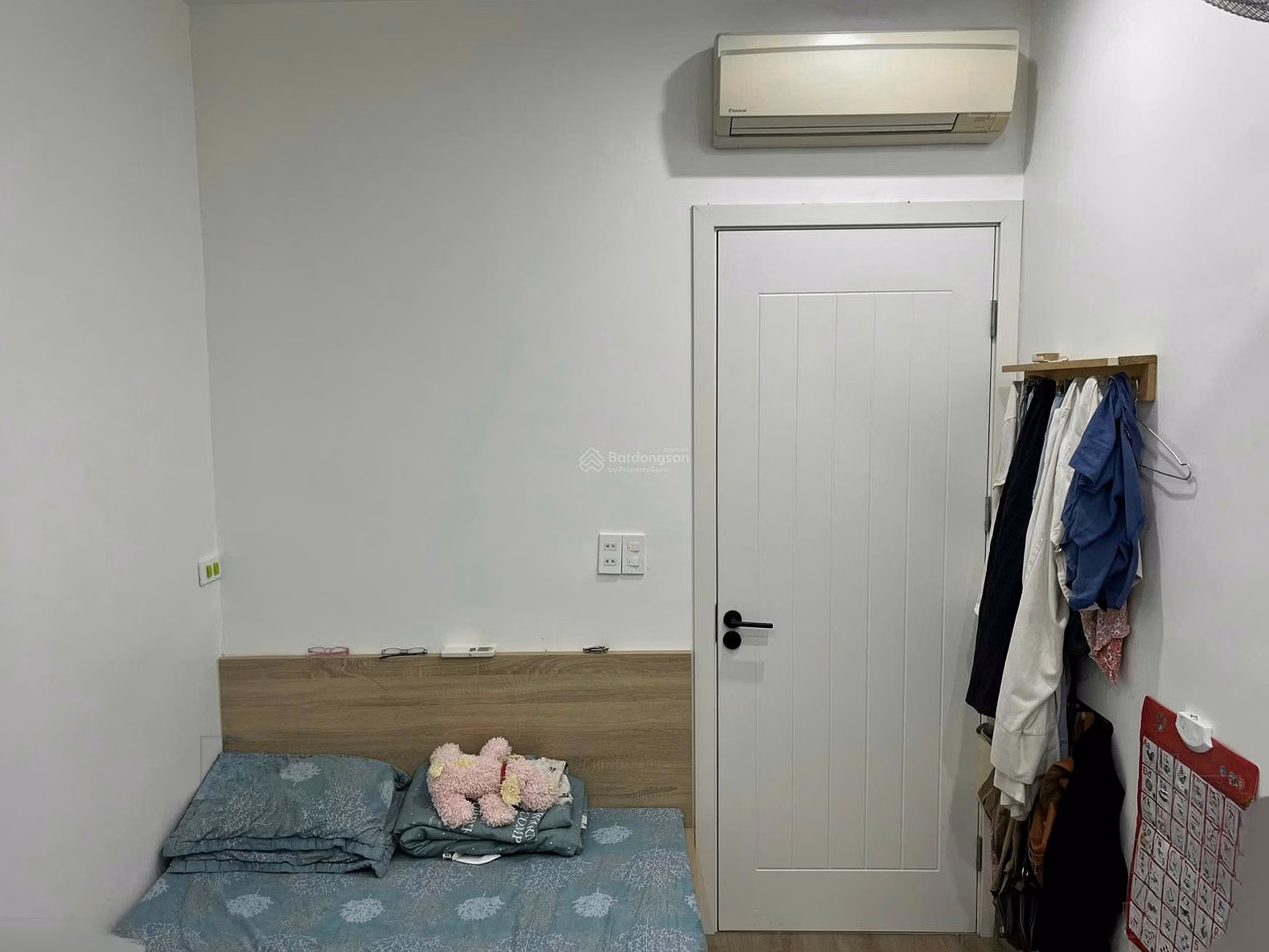 Selling 3 bedroom, 2 bathroom apartment at Building B, An Lac - Phung Khoang, 6.15 billion, 82m2