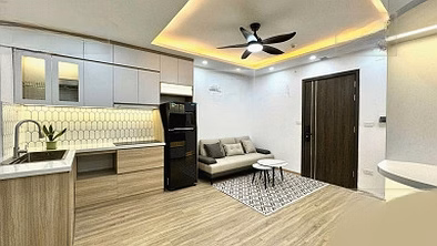 One of the few! 2-bedroom apartment 60m2 CT12 Kim Van Kim Lu, full of luxury furniture. Rental price 7 million/month