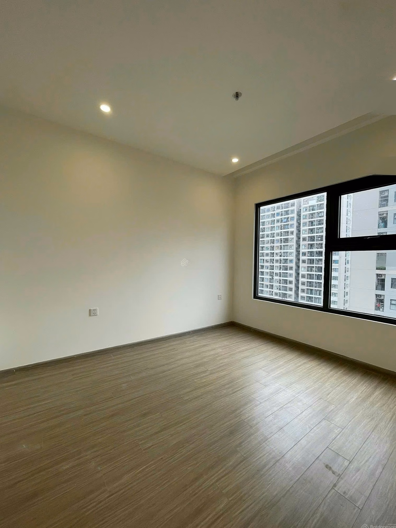 EXCLUSIVE FUND 99+ ORIGAMI APARTMENTS - EXTREMELY DEEP 25% OFF, BEAUTIFUL VIEW - RED BOOK***