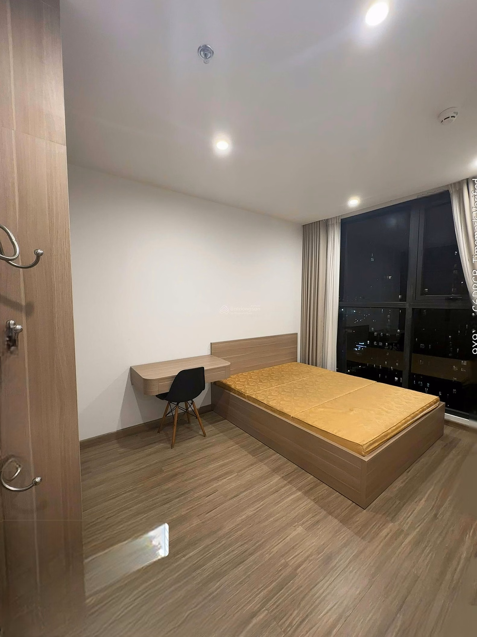 Apartment for rent with 2 bedrooms, 2 bathrooms, fully furnished, price 8.5 million/month at building P1 Vinhomes Ocean Park