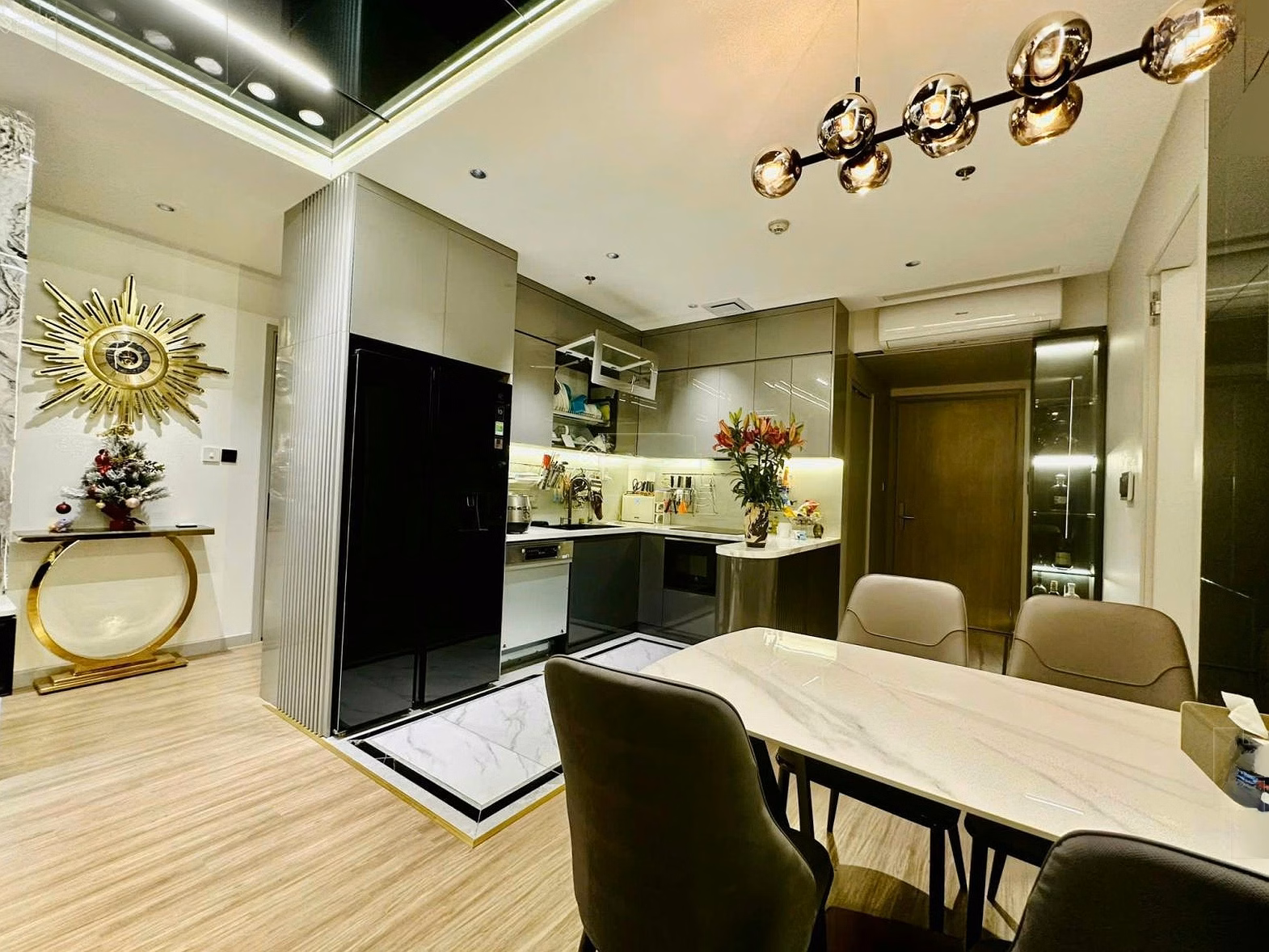Good price apartment fund sold this week: Studio 2 billion, 1 bedroom + 2.7 billion, 2 bedroom 3.4 billion, 3 bedroom 4.8 billion VH Smart Tay Mo