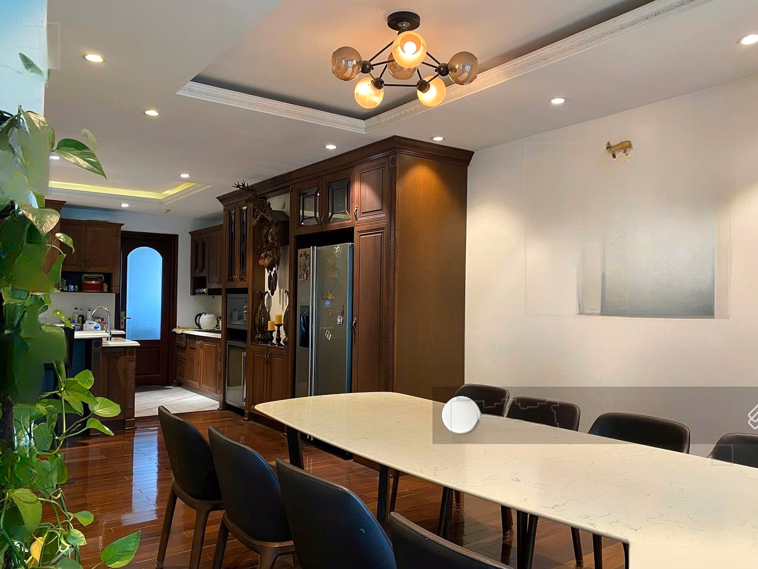 Super Duplex Penthouse Mandarin Garden for rent 280m2 4 bedrooms 3 bathrooms Full of rare high-end furniture