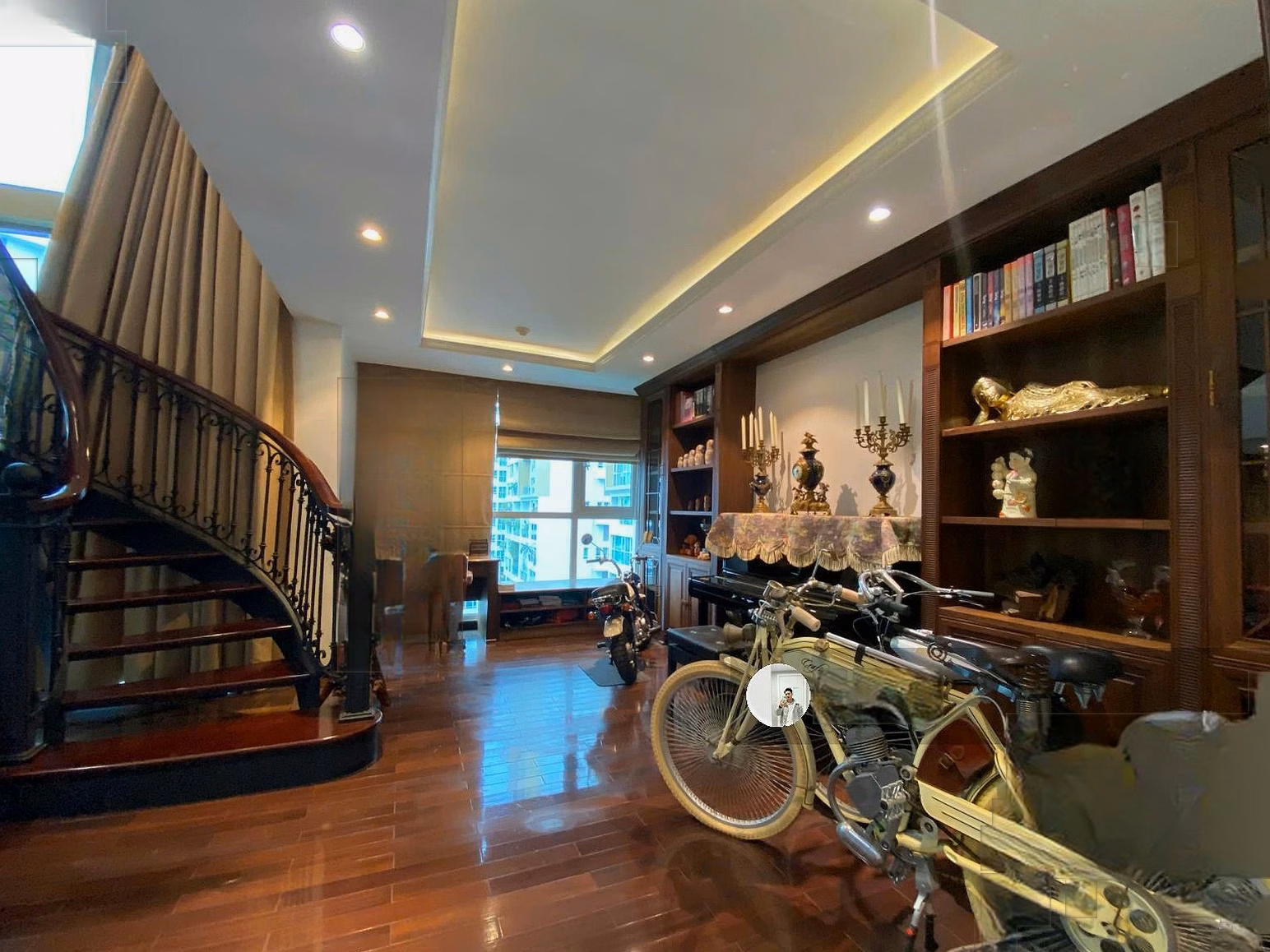 Super Duplex Penthouse Mandarin Garden for rent 280m2 4 bedrooms 3 bathrooms Full of rare high-end furniture