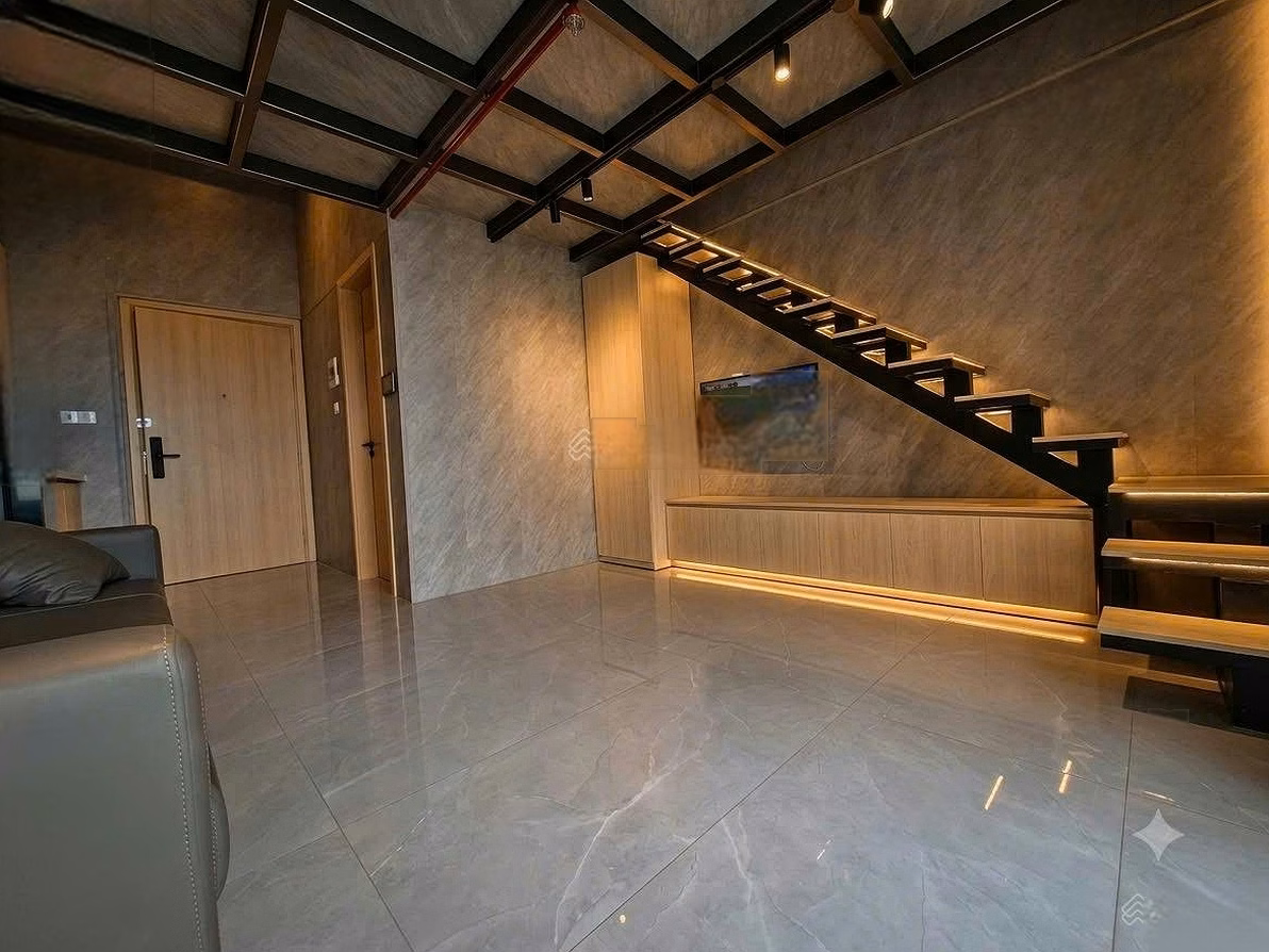 Super rare duplex studio apartment at Sun Ponte Residence only 2x million / month