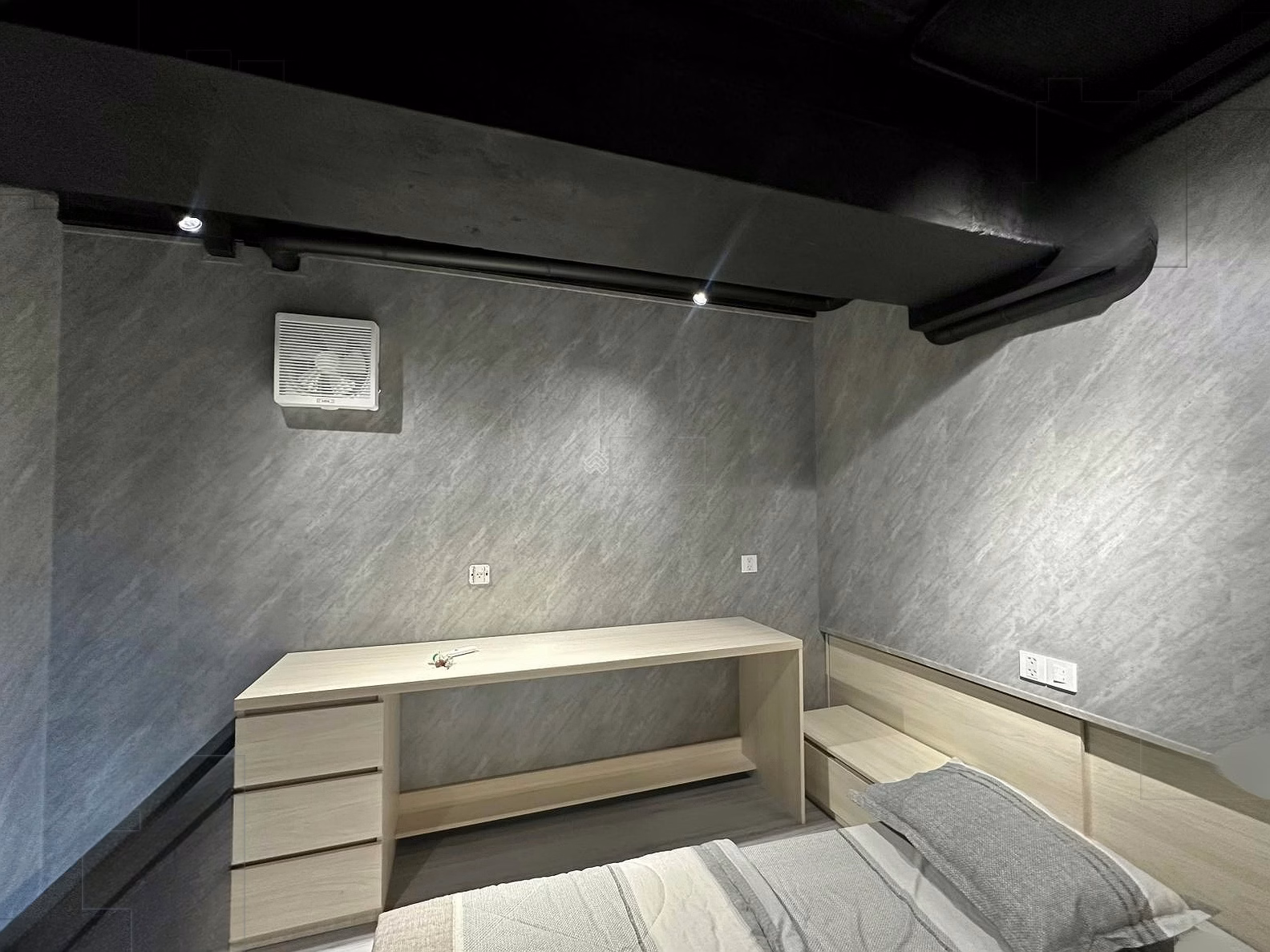 Super rare duplex studio apartment at Sun Ponte Residence only 2x million / month
