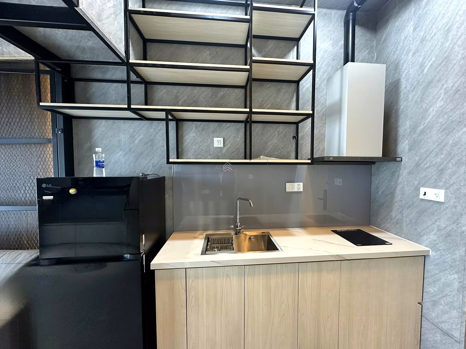 Super rare duplex studio apartment at Sun Ponte Residence only 2x million / month