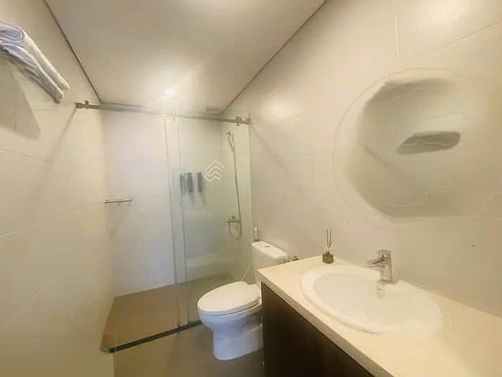 2 bedroom apartment for rent in Son Tra Ocean View - Sea View City Center Location. Da Nang
