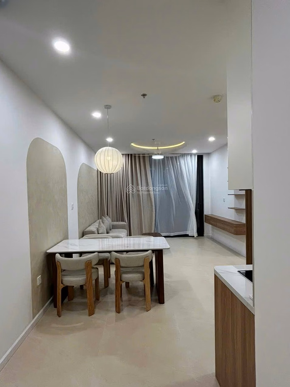 Sun Ponte Da Nang luxury apartment for rent: 100% new. Full furniture and equipment. Great view