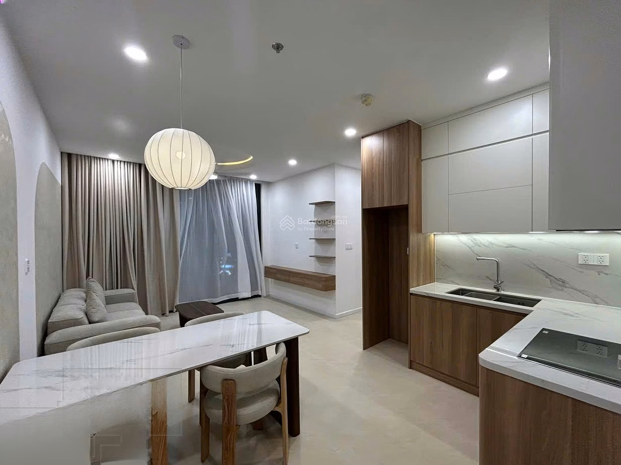 Sun Ponte Da Nang luxury apartment for rent: 100% new. Full furniture and equipment. Great view